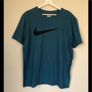 The Nike Tee Green / Black Shirt Sz XL